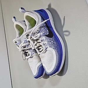 Nike white and blue size 8 athletic running shoes